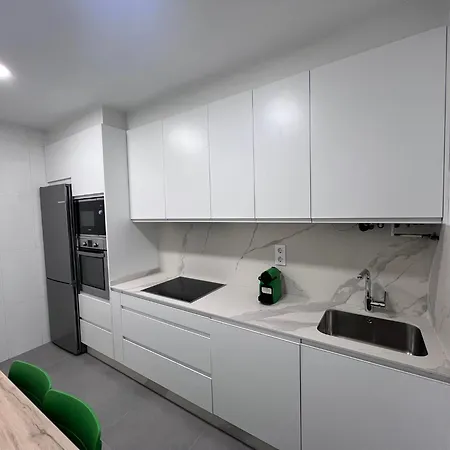 Apartment Centrico Con Parking