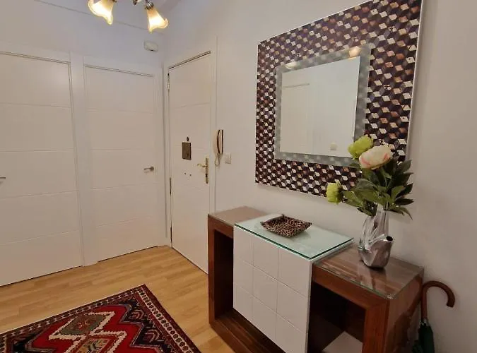 Céntrico Con Parking A Coruña